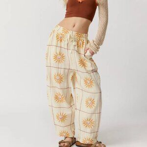 UO Jay Embroidered Wide-Leg Pant Size Small